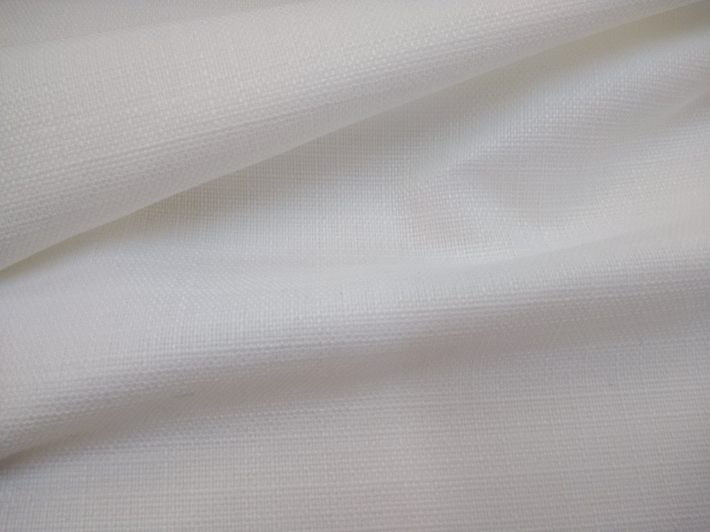 Elastic lining in white